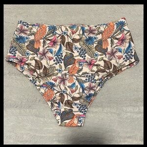 KAVALA Paradiso Sand Swim Bottom